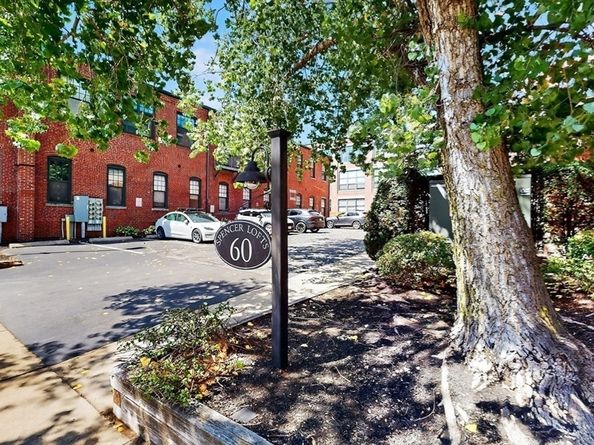 60 Dudley St 303, Chelsea MA 02150