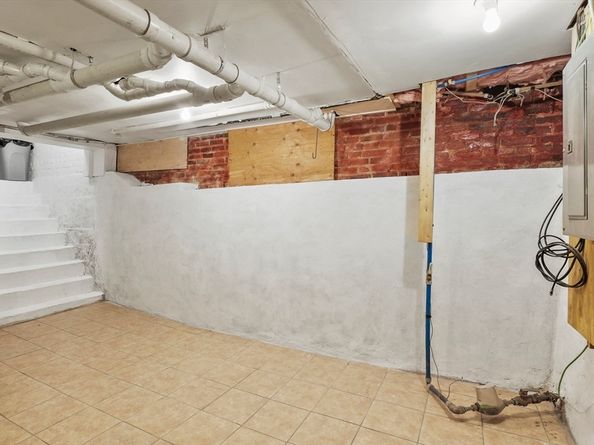 29 Bennett Lane, Lancaster MA 01523