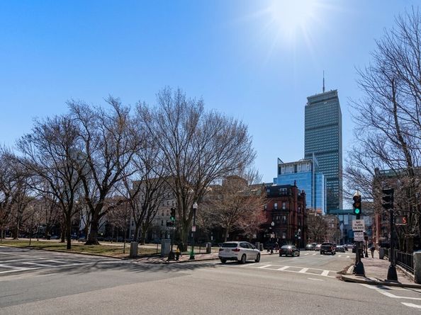 273 Commonwealth Ave 9, Boston MA 02116