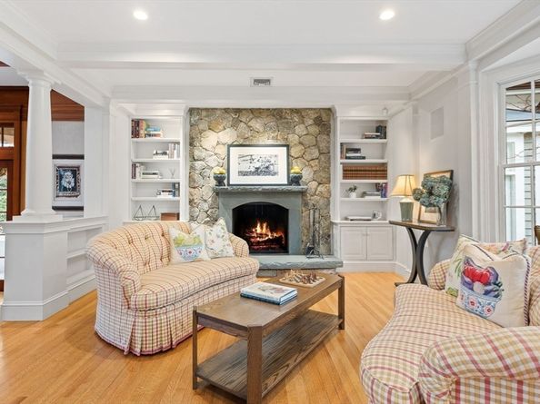 56 Ledgeway, Wellesley MA 02481