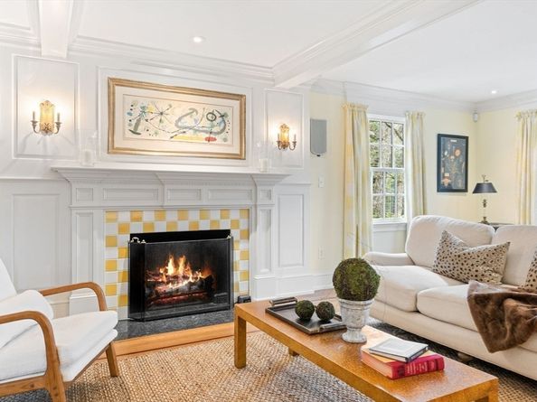 56 Ledgeway, Wellesley MA 02481
