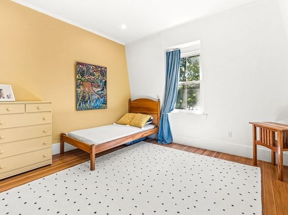 25 Sawin St, Natick MA 01760