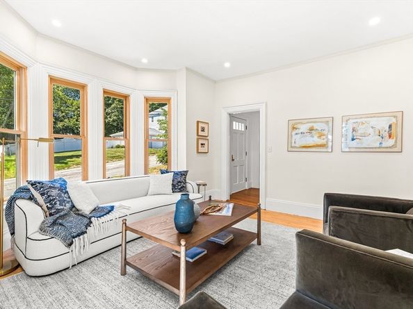 25 Sawin St, Natick MA 01760