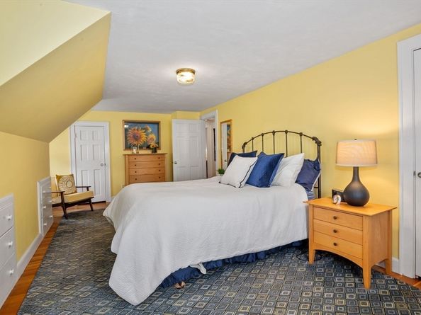 27 Concord St, Needham MA 02494