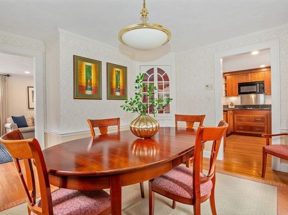 27 Concord St, Needham MA 02494