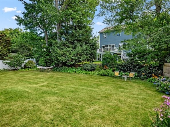 27 Concord St, Needham MA 02494