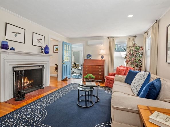 27 Concord St, Needham MA 02494