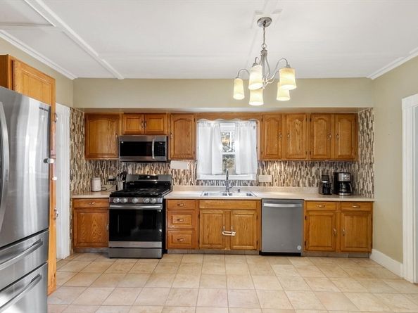 58 Atkins Ave, Lynn MA 01904