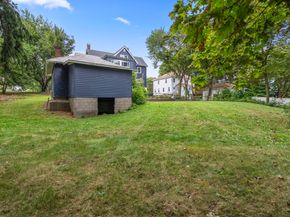 37 Kenwood Ave, Worcester MA 01605