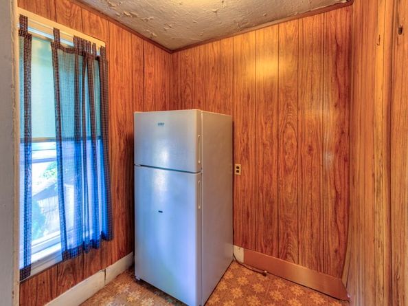 15 Dix St, Worcester MA 01609