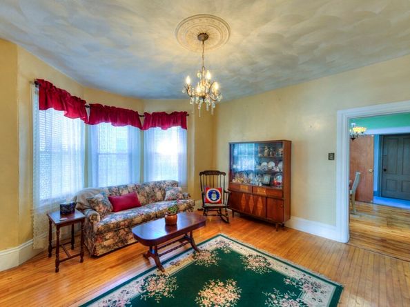 15 Dix St, Worcester MA 01609