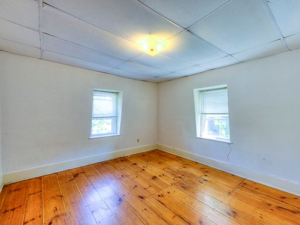 15 Dix St, Worcester MA 01609