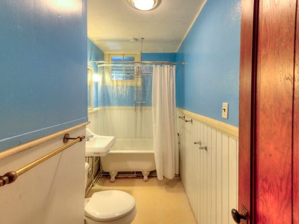 15 Dix St, Worcester MA 01609