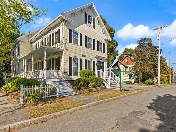 22 Union Street 1, Reading MA 01867