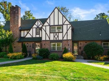 7 Old Brook Dr