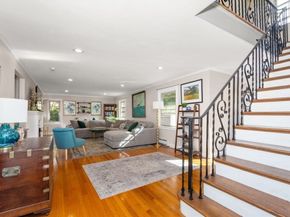 7 Old Brook Dr, Worcester MA 01609