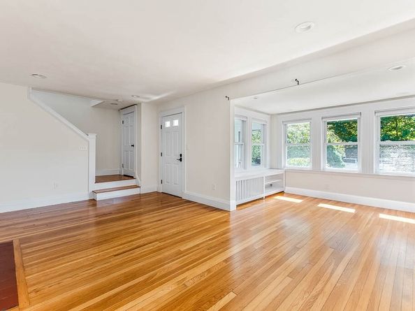 183 Grant Ave, Dedham MA 02026