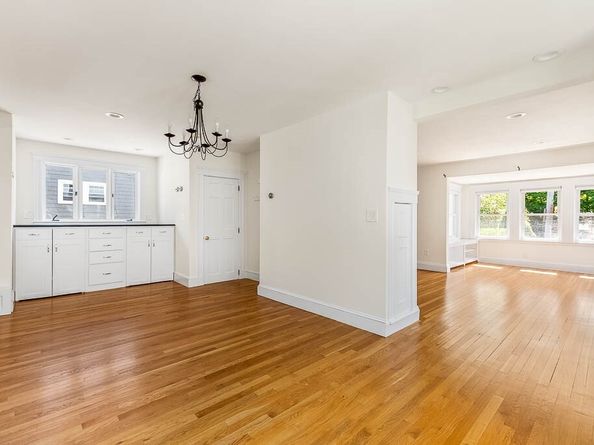 183 Grant Ave, Dedham MA 02026