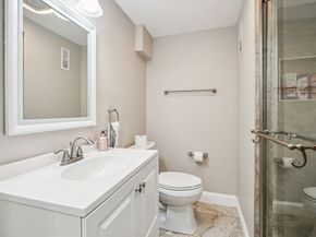 152 Saratoga St, Boston MA 02128