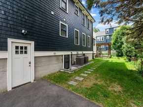 118 Spring St 1, Watertown MA 02472
