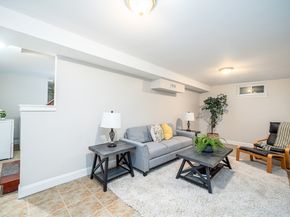 185 Arsenal St, Watertown MA 02472