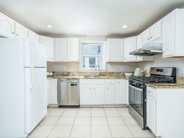 185 Arsenal St, Watertown MA 02472