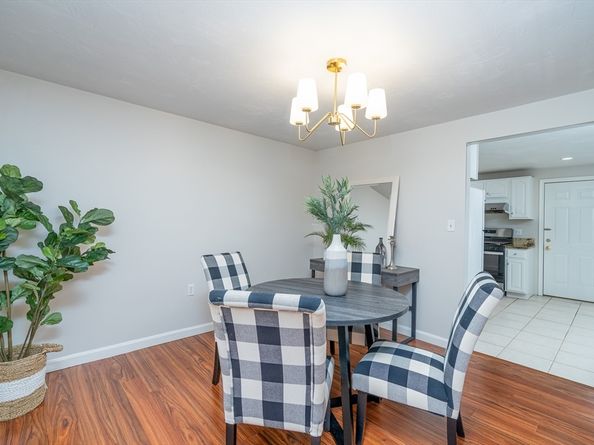 185 Arsenal St, Watertown MA 02472