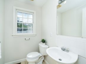 185 Arsenal St, Watertown MA 02472