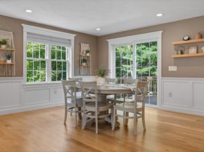 49 Warren St, Upton MA 01568
