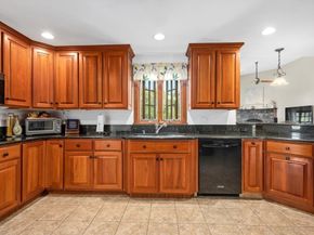 175 Oak St., Shrewsbury MA 01545