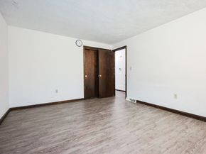 4 Brookside Lane, Burlington MA 01803