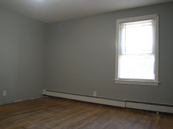 57 Swan Avenue, Worcester MA 01602