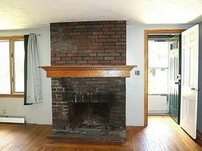 57 Swan Avenue, Worcester MA 01602
