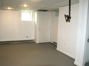57 Swan Avenue, Worcester MA 01602