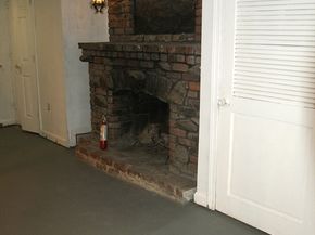 57 Swan Avenue, Worcester MA 01602