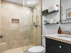 464 Hanover St 7, Boston MA 02113
