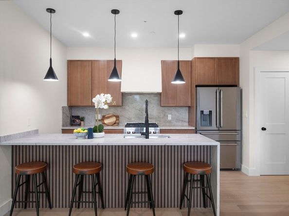 106 Bunker Hill St 3, Boston MA 02129