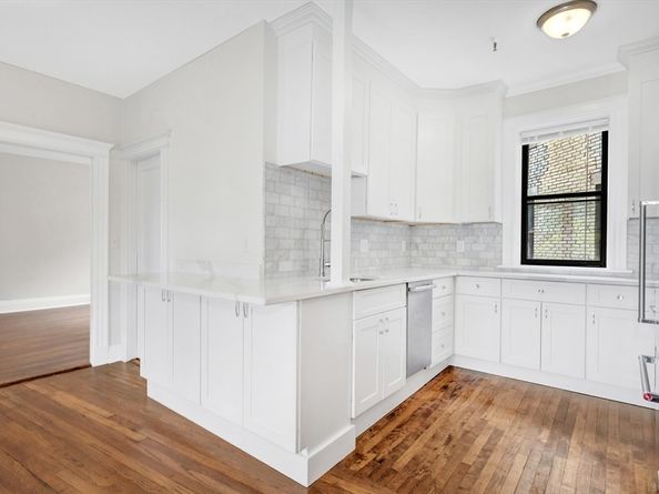11 Park Dr 1122, Boston MA 02215