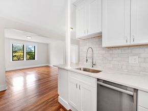 11 Park Dr 1122, Boston MA 02215