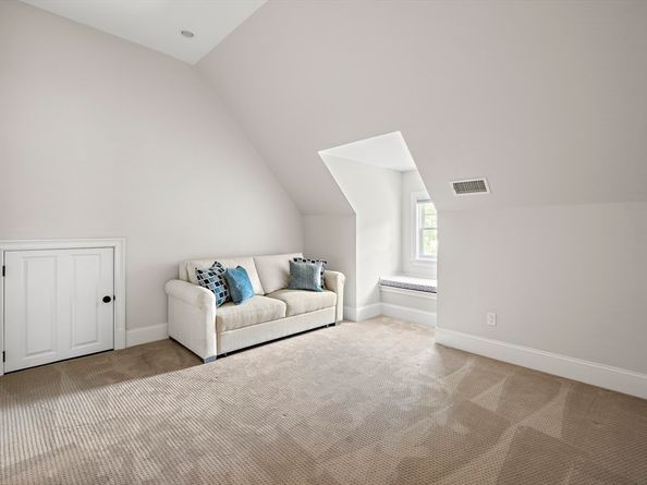987 Lowell Rd, Concord MA 01742