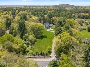987 Lowell Rd, Concord MA 01742