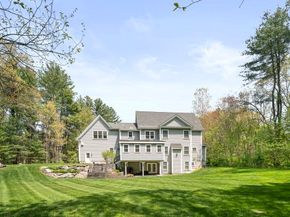 987 Lowell Rd, Concord MA 01742