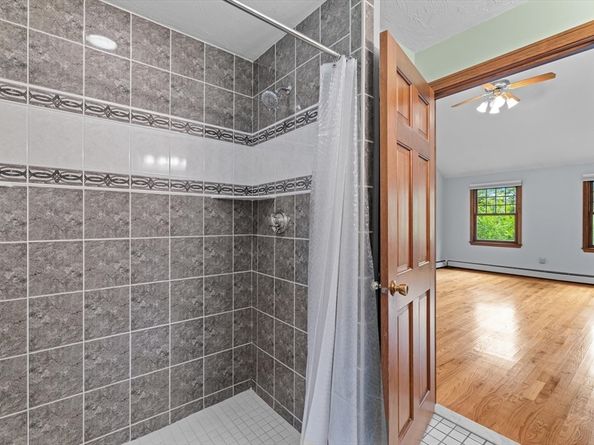 162 Mayfair Dr, Westwood MA 02090