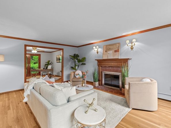 162 Mayfair Dr, Westwood MA 02090