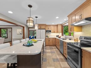 162 Mayfair Dr, Westwood MA 02090