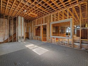 8 Carver Street, Plymouth MA 02360