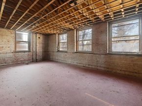 8 Carver Street, Plymouth MA 02360