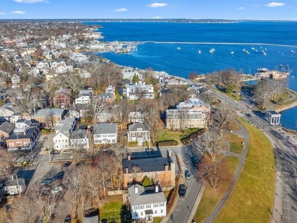 8 Carver Street, Plymouth MA 02360