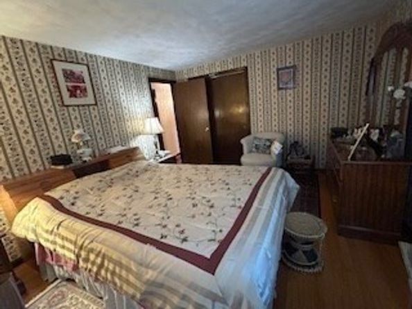 22 Ridge Road, Shrewsbury MA 01545