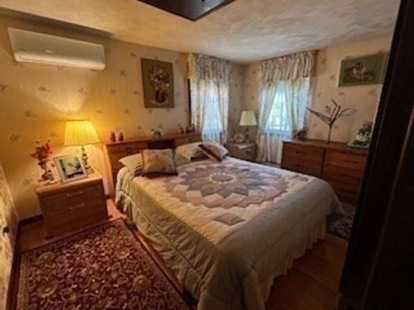 22 Ridge Road, Shrewsbury MA 01545